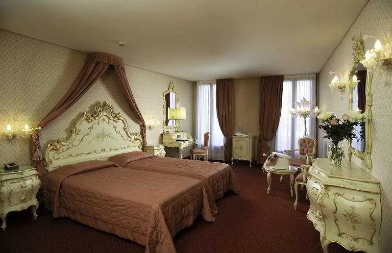 Hotel Rialto Venetië