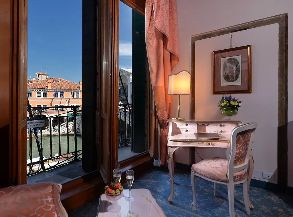 Hotel Rialto Venetië