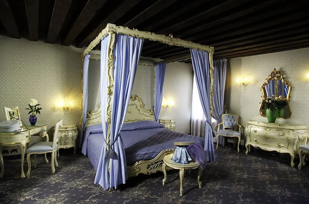 Hotel Rialto Venedig