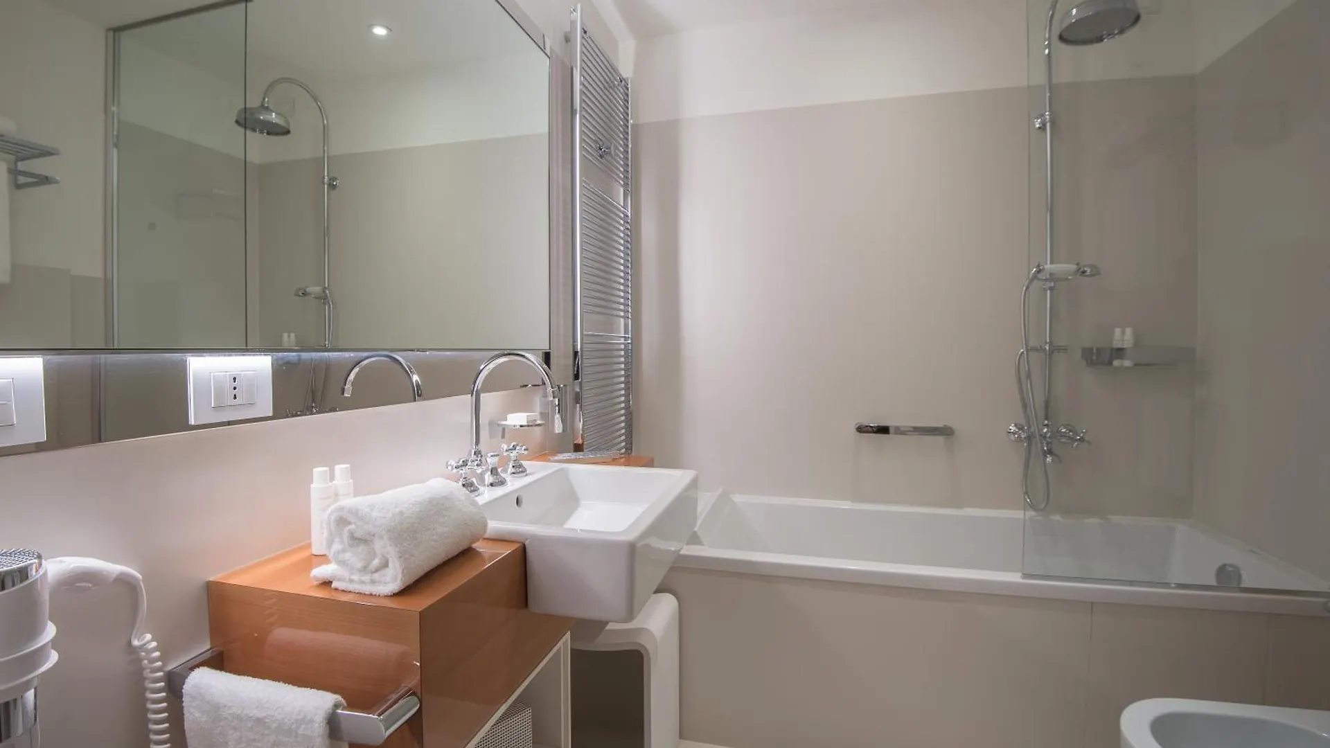 ****  Hotel Rialto Venedig Italien
