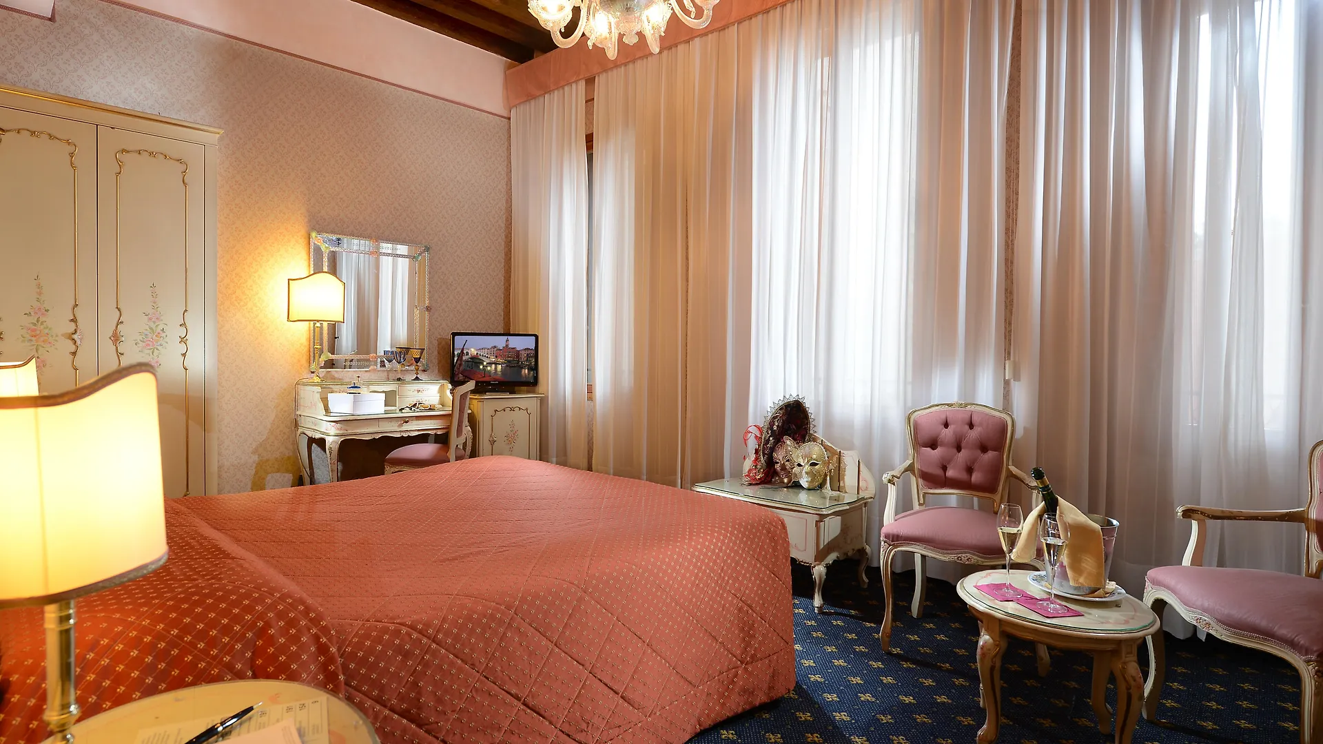 Hotel Rialto Venedig