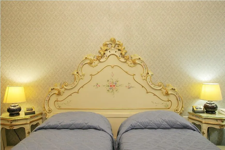 Hotel Rialto Venedig