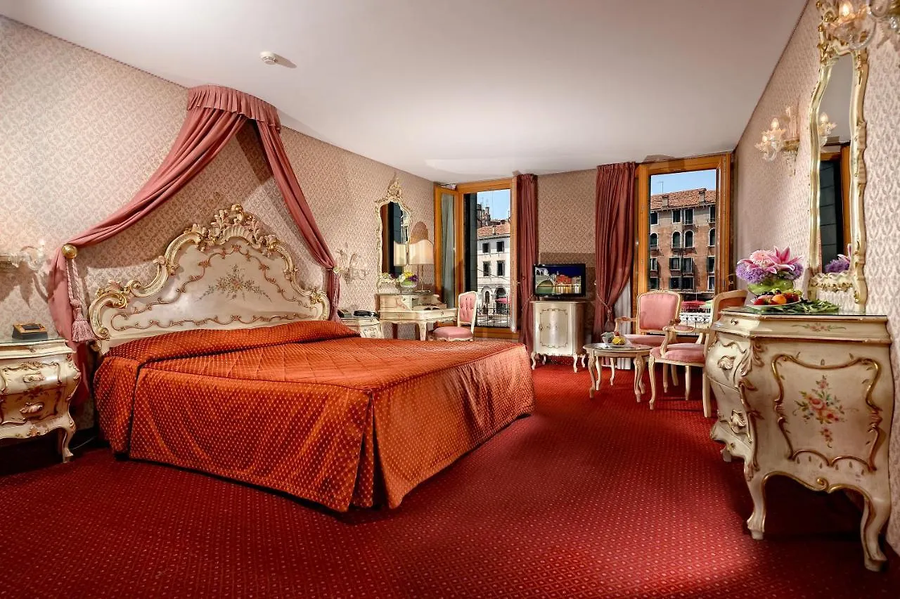 Hotel Rialto Venedig