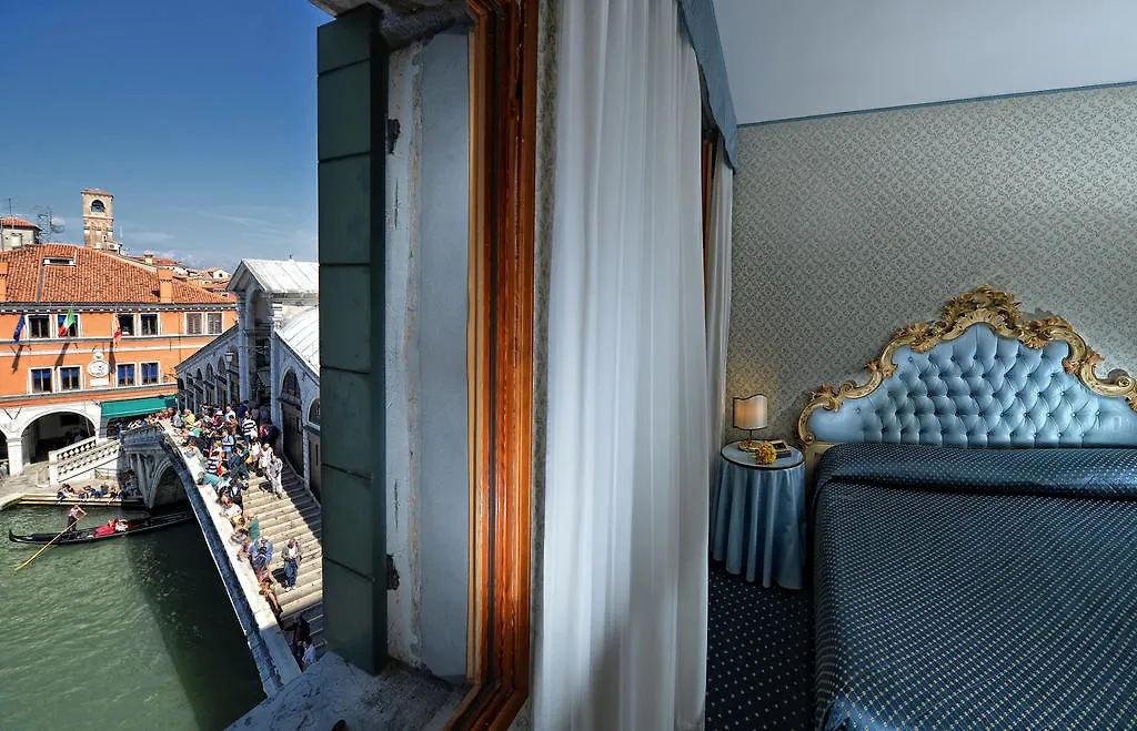 ****  Hotel Rialto Venice Italy