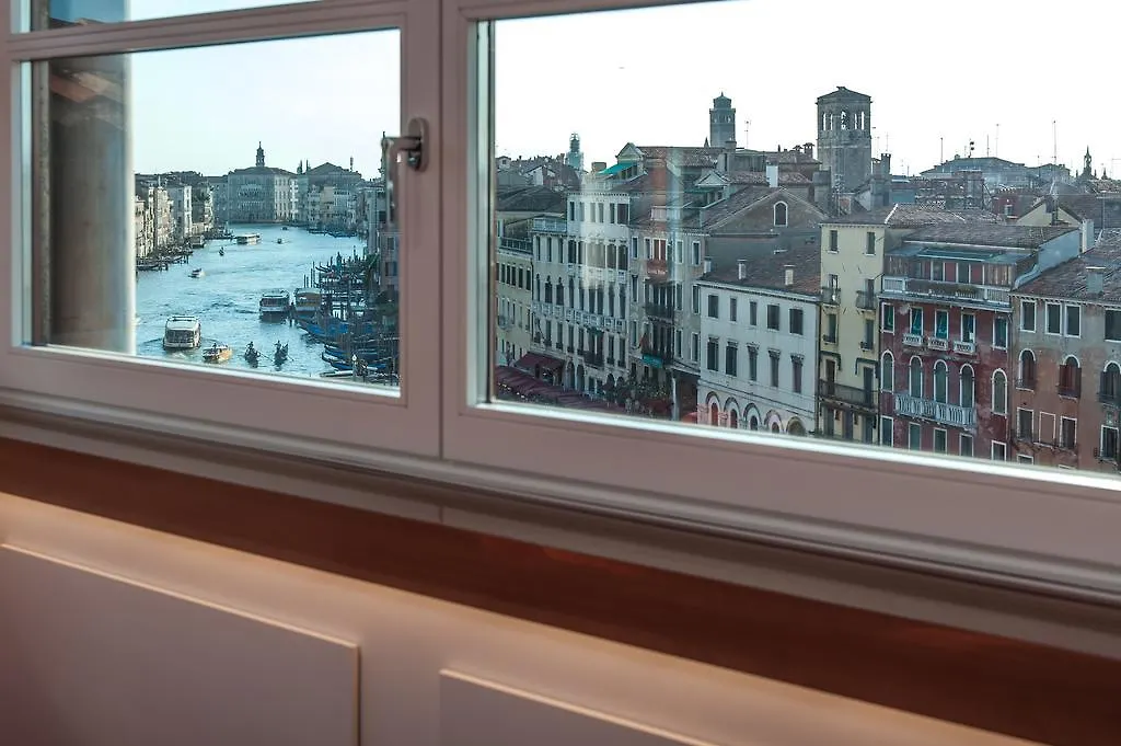 Hotel Rialto Venedig 4*,