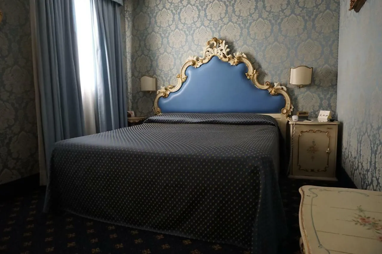 Hotel Rialto Venice